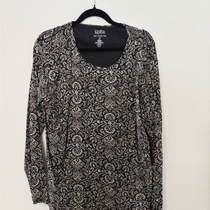 Croft & Barrow Elegant Black and Cream Long Sleeve Top